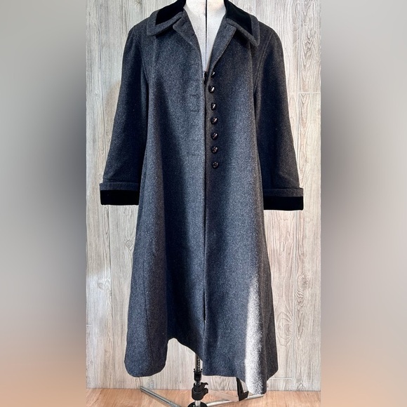 Vintage Mario de Pinto Wool Button Down Trench Overcoat with Velvet Trim Large - Picture 3 of 16